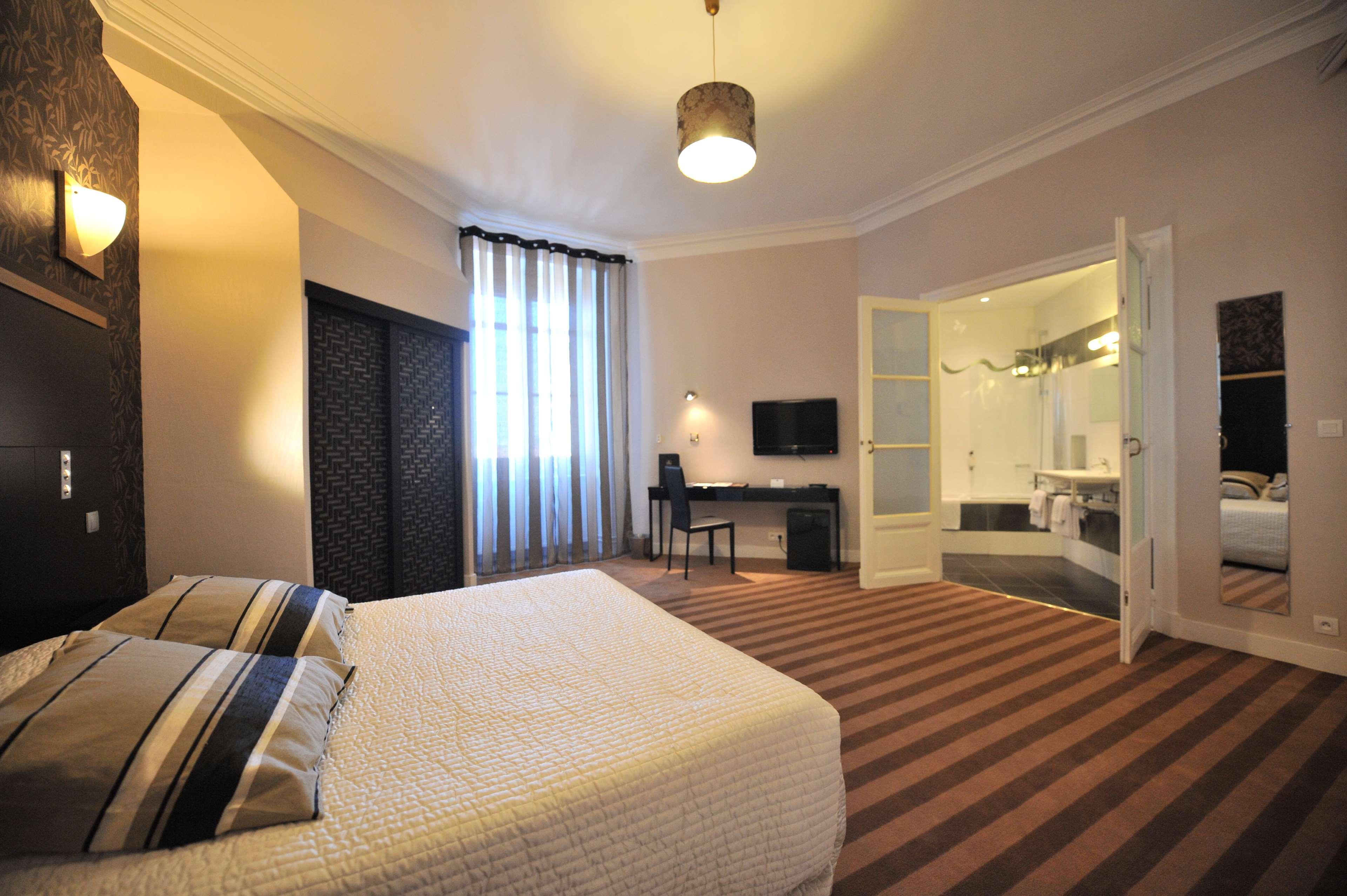 Hotel Continental Centre 3*