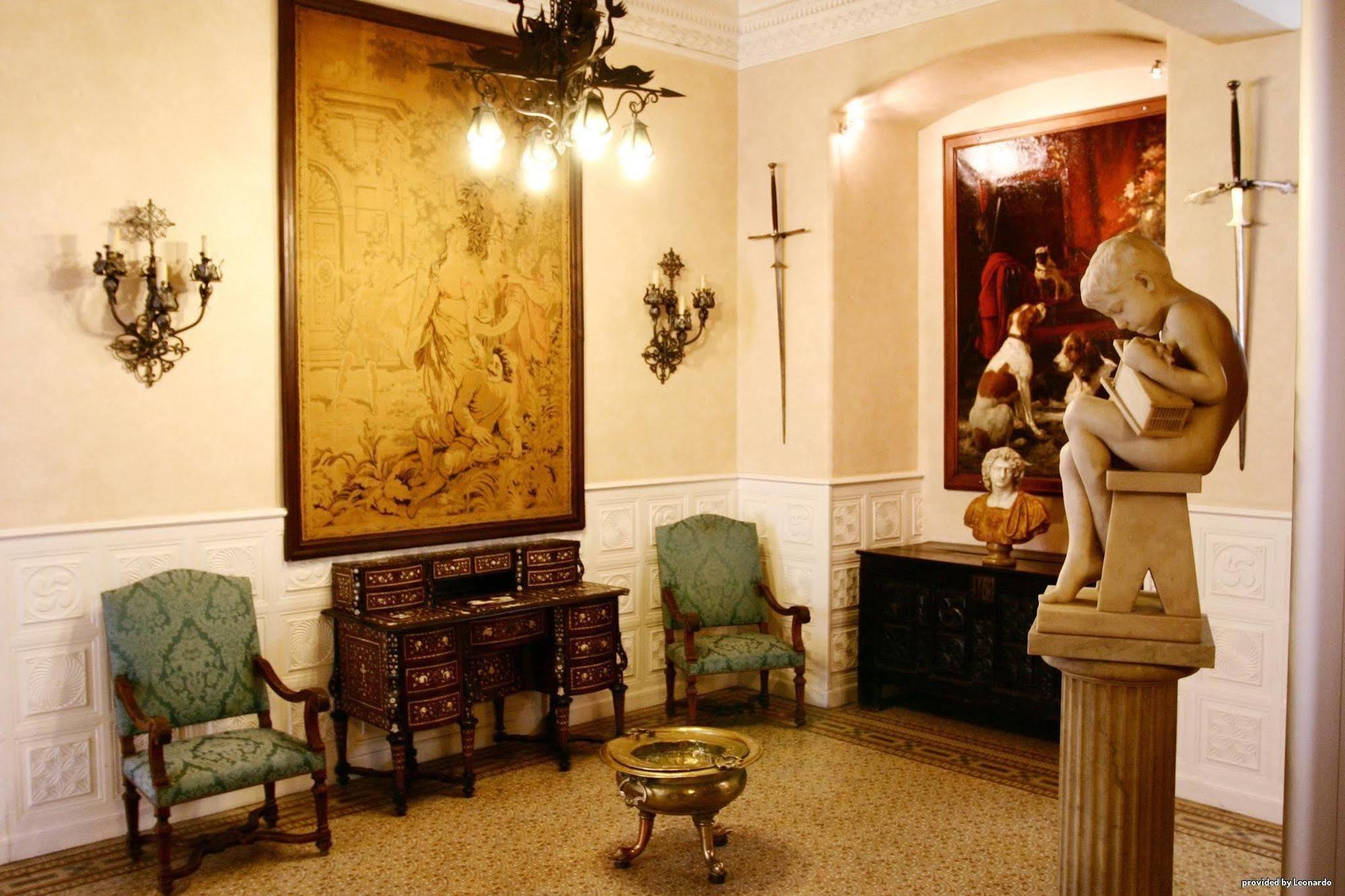 Hotel Continental Centre 3*